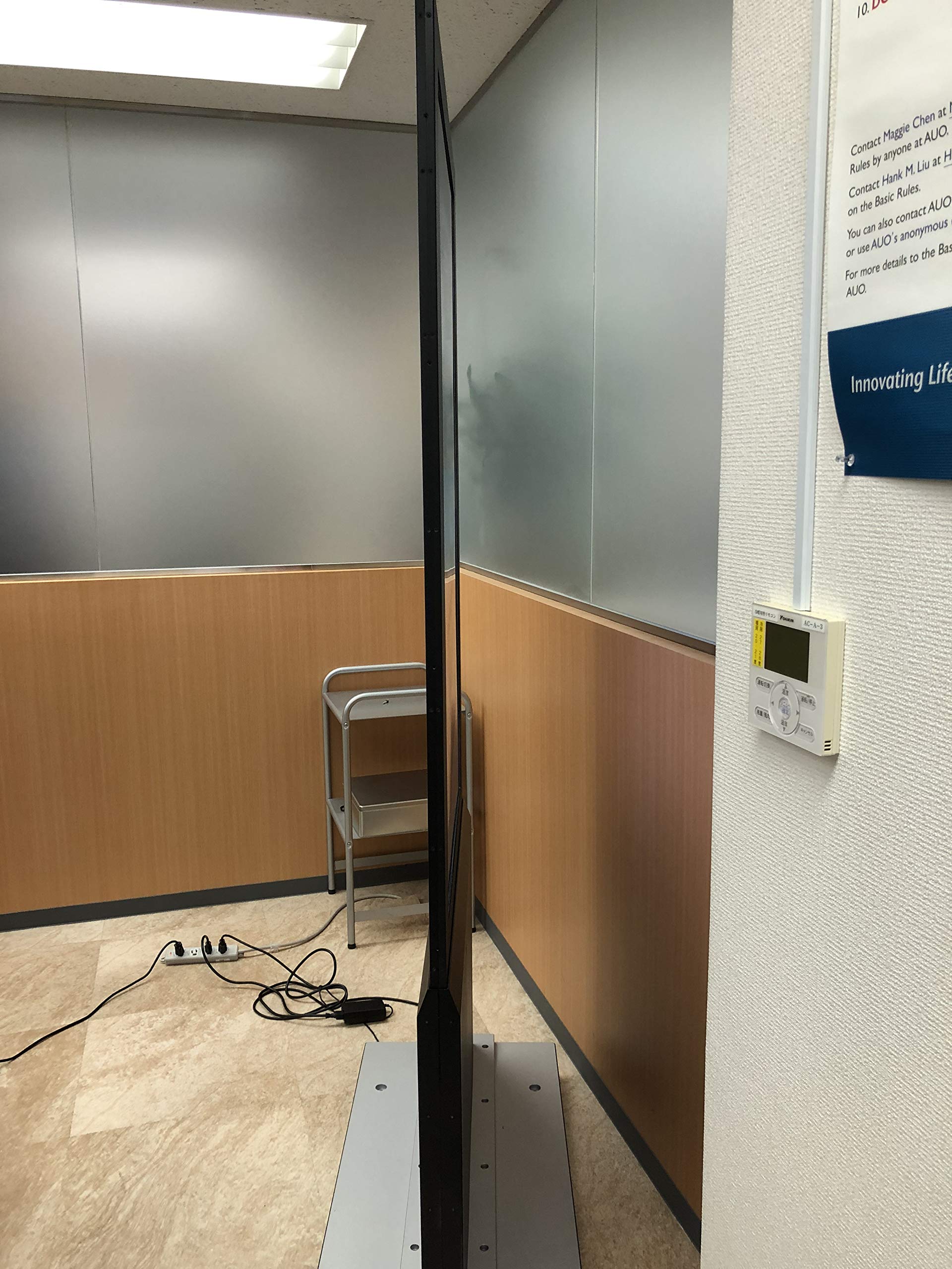 Amazon | 屋内用 超スリム両面55インチ デジタルサイネージ